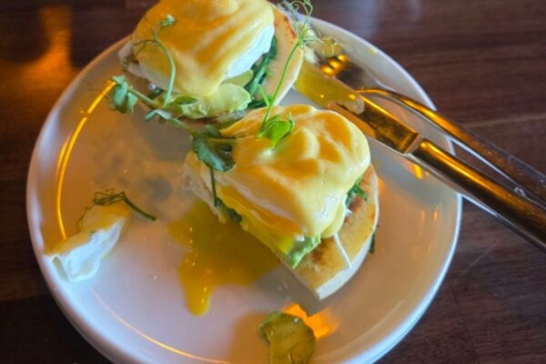 Best Irish Pub in JVC? McCafferty’s, Circle Mall Reviewed